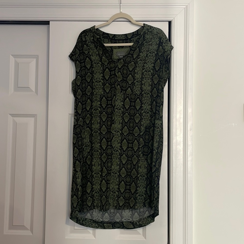 Anthropologie Green Snake Print Dress - Size Small - Worn once